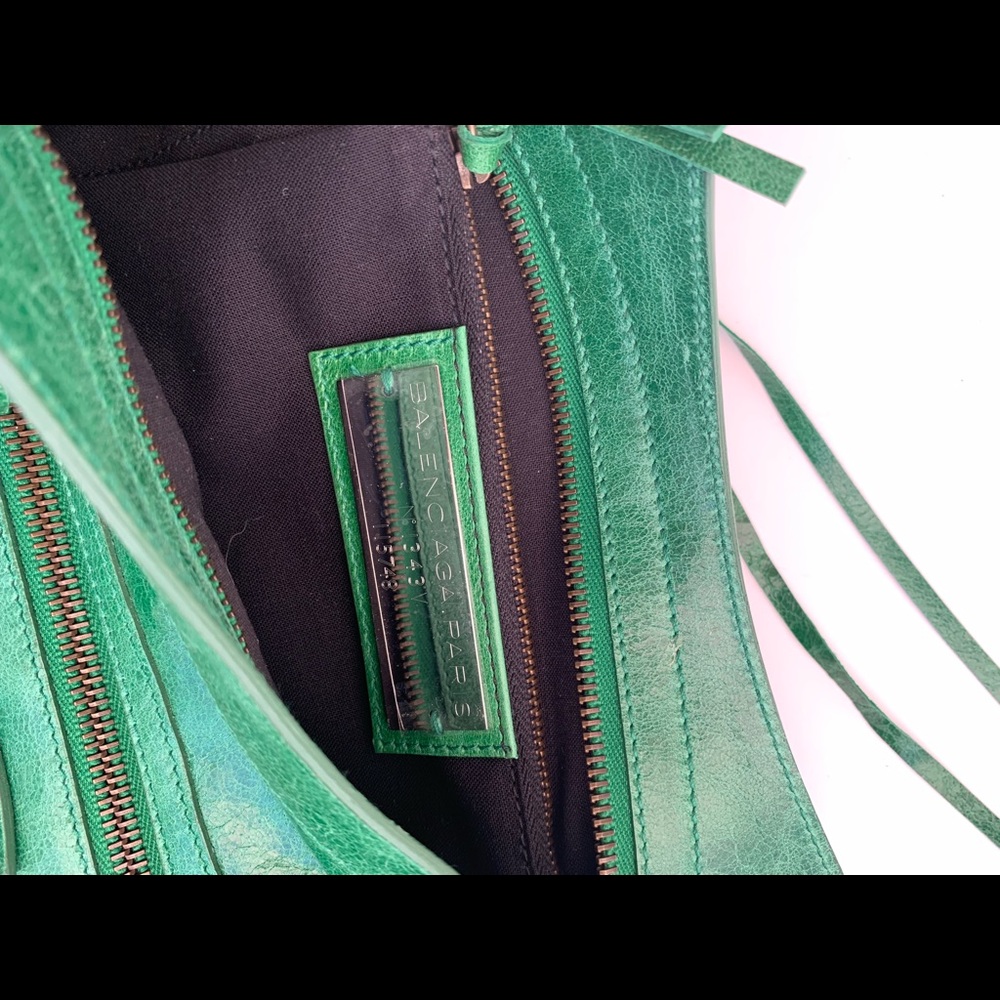 Balenciaga Green Classic City Leather Tote Bag - Picture 8 of 8